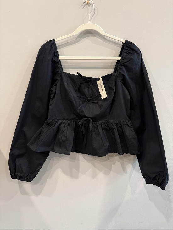 Francesca's Collections Tops - Francesca’s Black Blouse